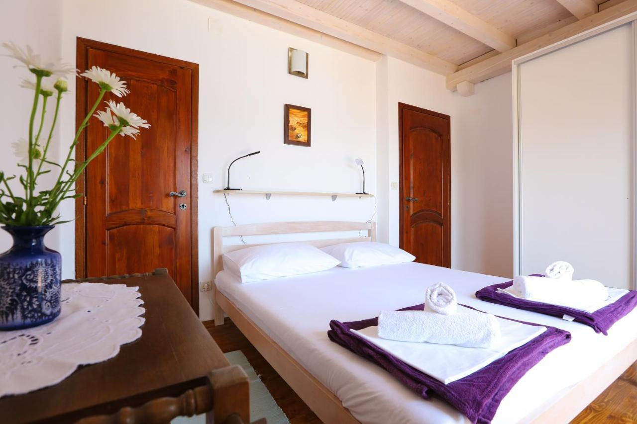 Spacious Apartment Lucia Prožura Εξωτερικό φωτογραφία